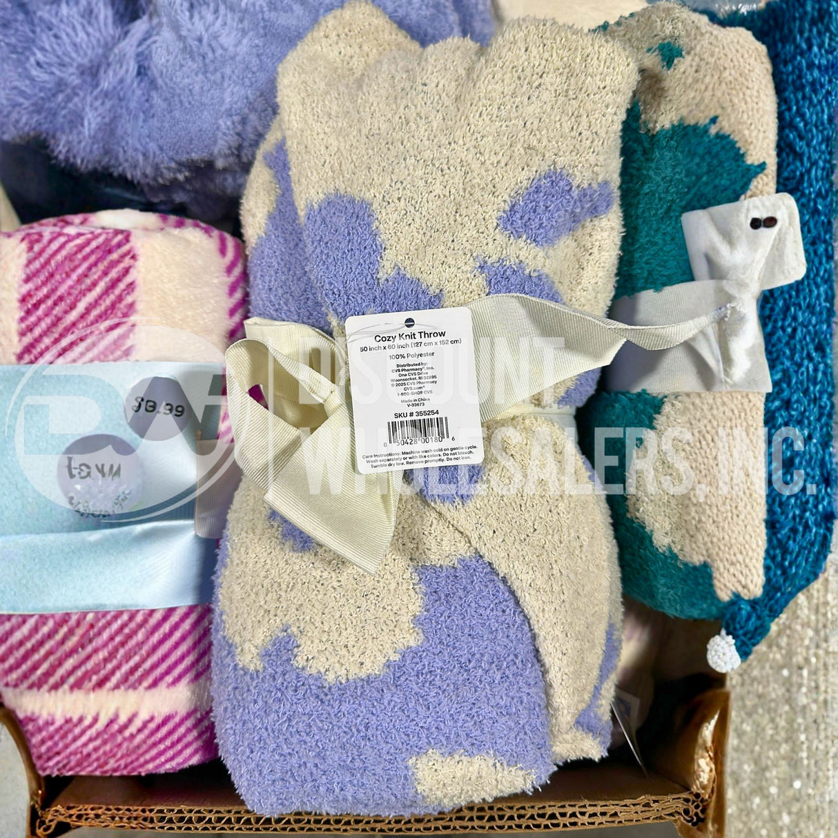 Throw Assorted Different Sizes #2 (80 Pcs Per Pallet)