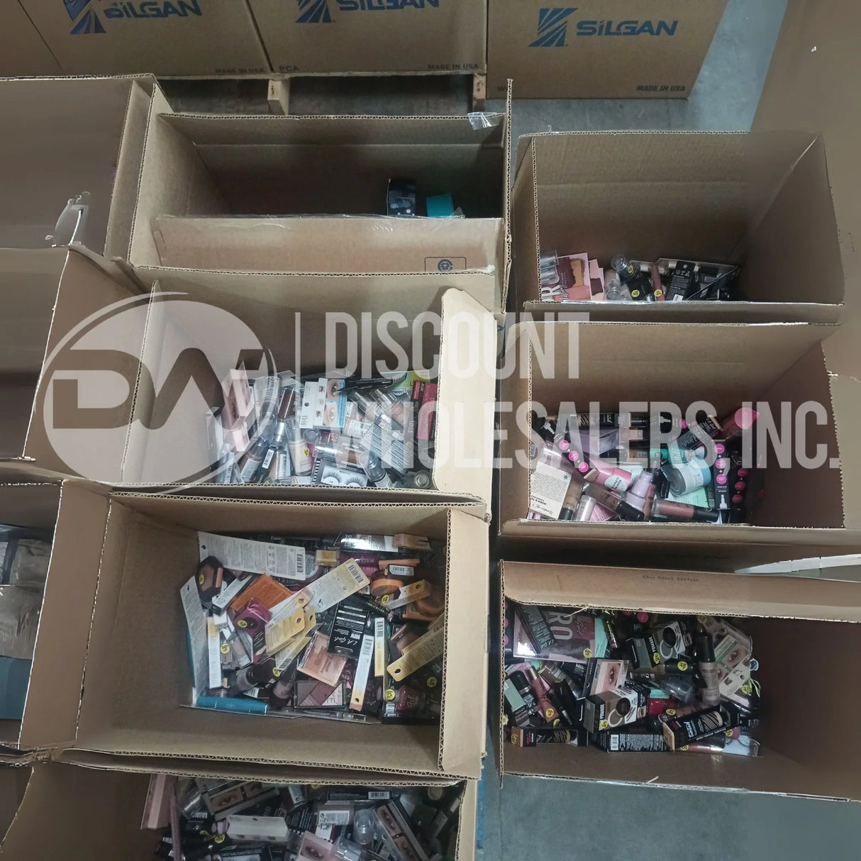 CVS COSMETIC (2618 PCS/PLT)