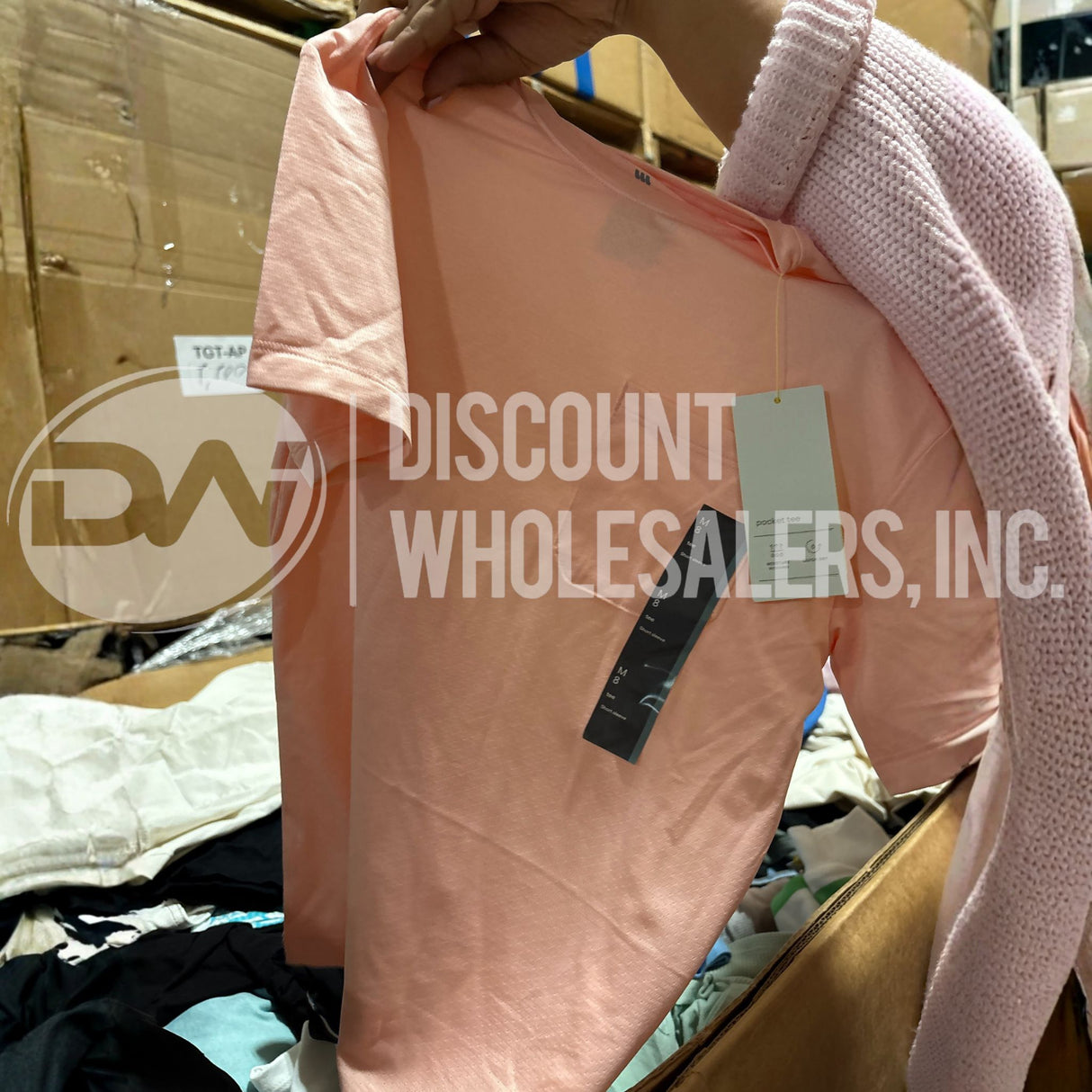 TGT Clothing Mix of Women, Men & Kids (26 Pallet Per Truck)