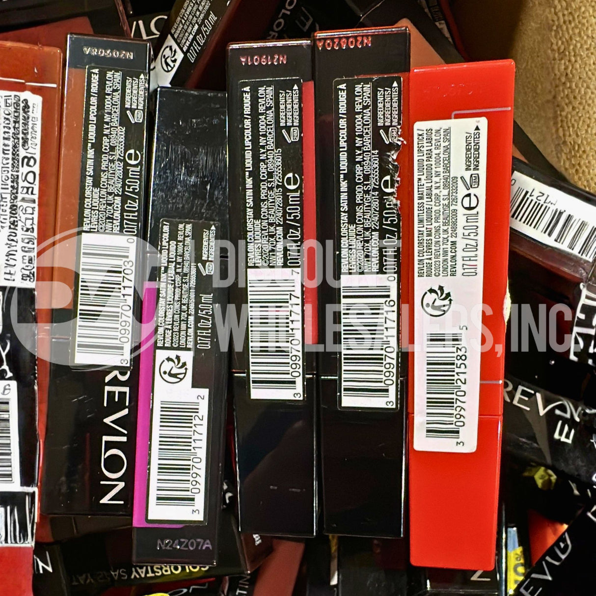 Revlon Colorstay Satin And Limitless Matte Assorted Shades (200 Pcs Lot)