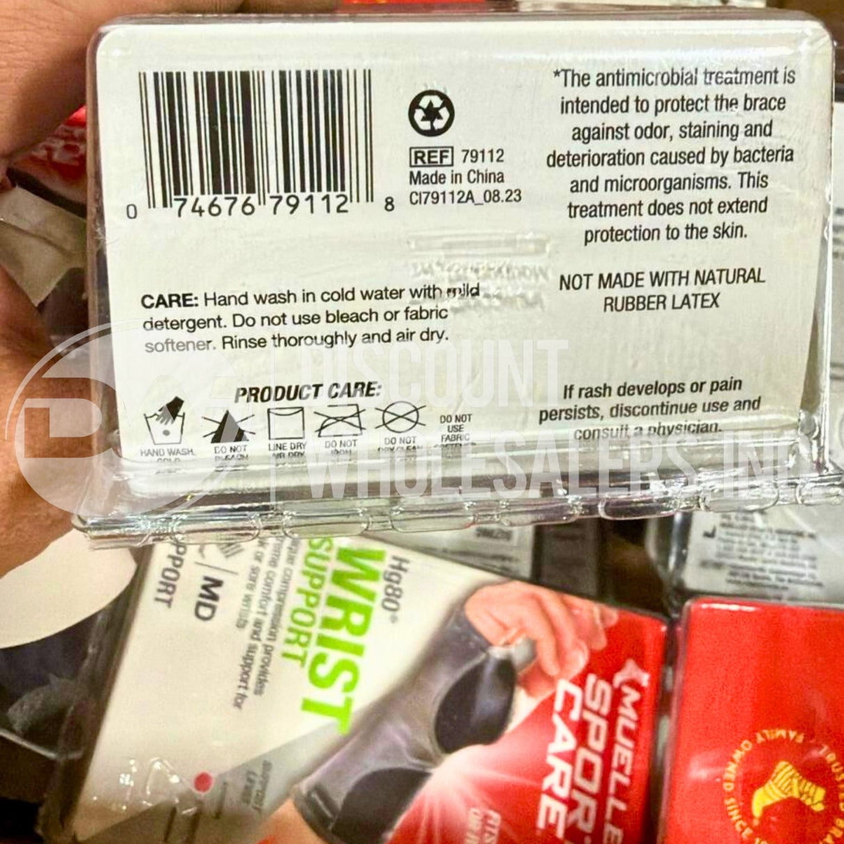 Mueller Sport Care Hg80 Wrist Support Unique Compression Provides Extreme Comfort and Support for Weak or Sore Wrists, MD 1 Support (50 Pcs Lot)