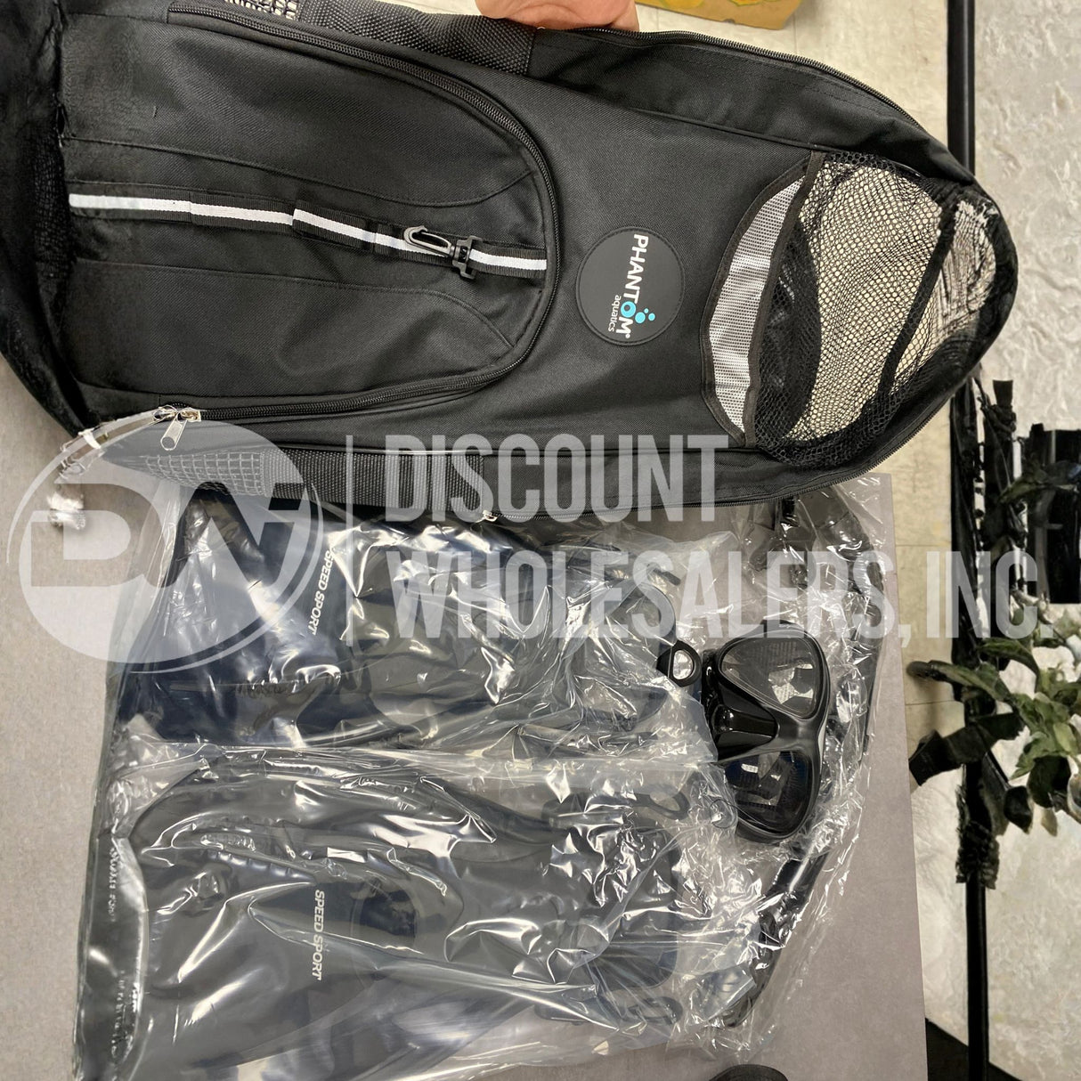 Snorkel Mask + Fins Set (25 Pallet Per Truck)
