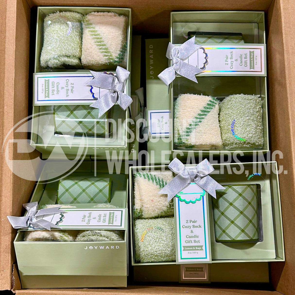 Joyward 2 Pair Cozy Sock & Candle Gift Set Lemon & Sage 8 Oz (38 Pcs Lot)