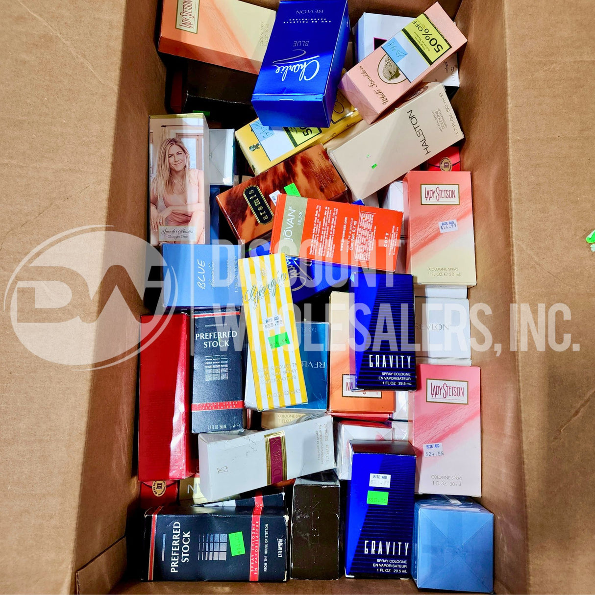 Perfumes Assorted For Women and Men Different Sizes (647 Pcs Lot)