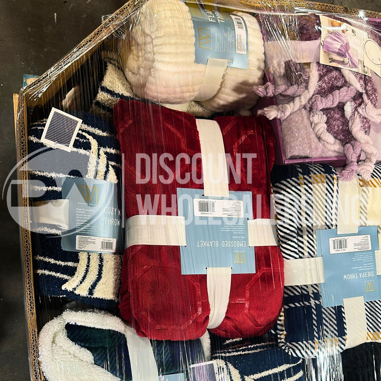 Throw Assorted Different Sizes (60 Pcs Per Pallet)