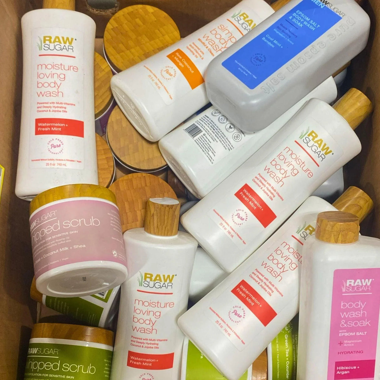 Raw Sugar Mix Includes Whipped Scrub & Body Wash