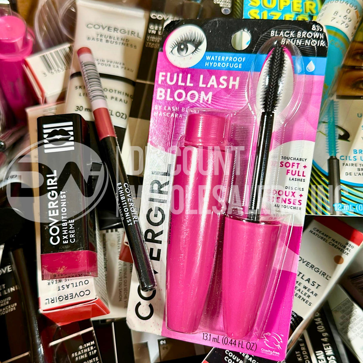 Covergirl Makeup Assorted Different Sizes And Shades (250 Pcs Lot)