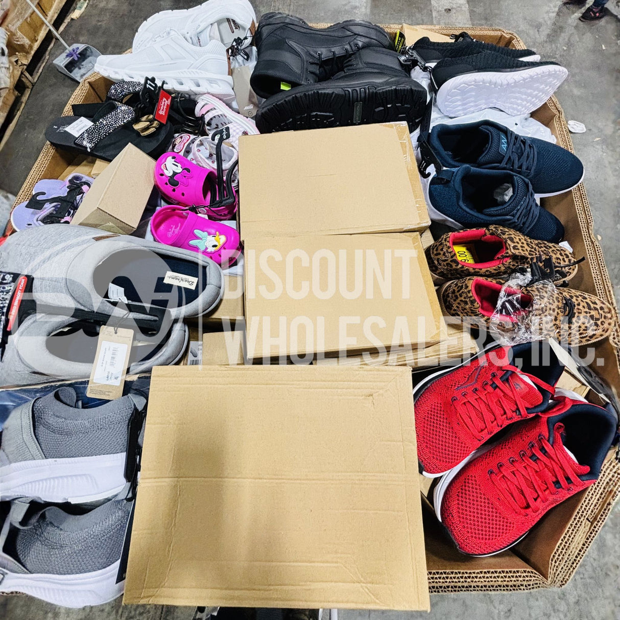 Assorted WM Footwear (100 Pcs Per Pallet)