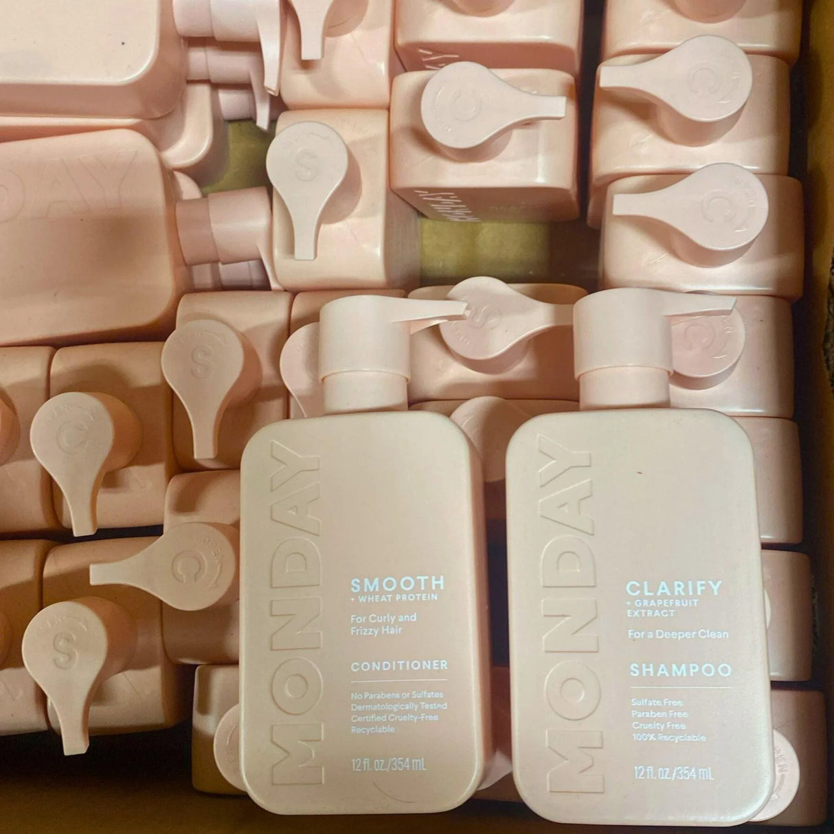 Monday 12OZ Mix includes Shampoo and Conditioner Assorted Mix