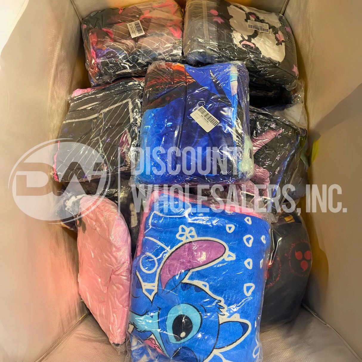 Anime & Character Mix - BAGS,BACKPACKS,LUNCH BAGS, BLANKETS (100 Pcs Lot)