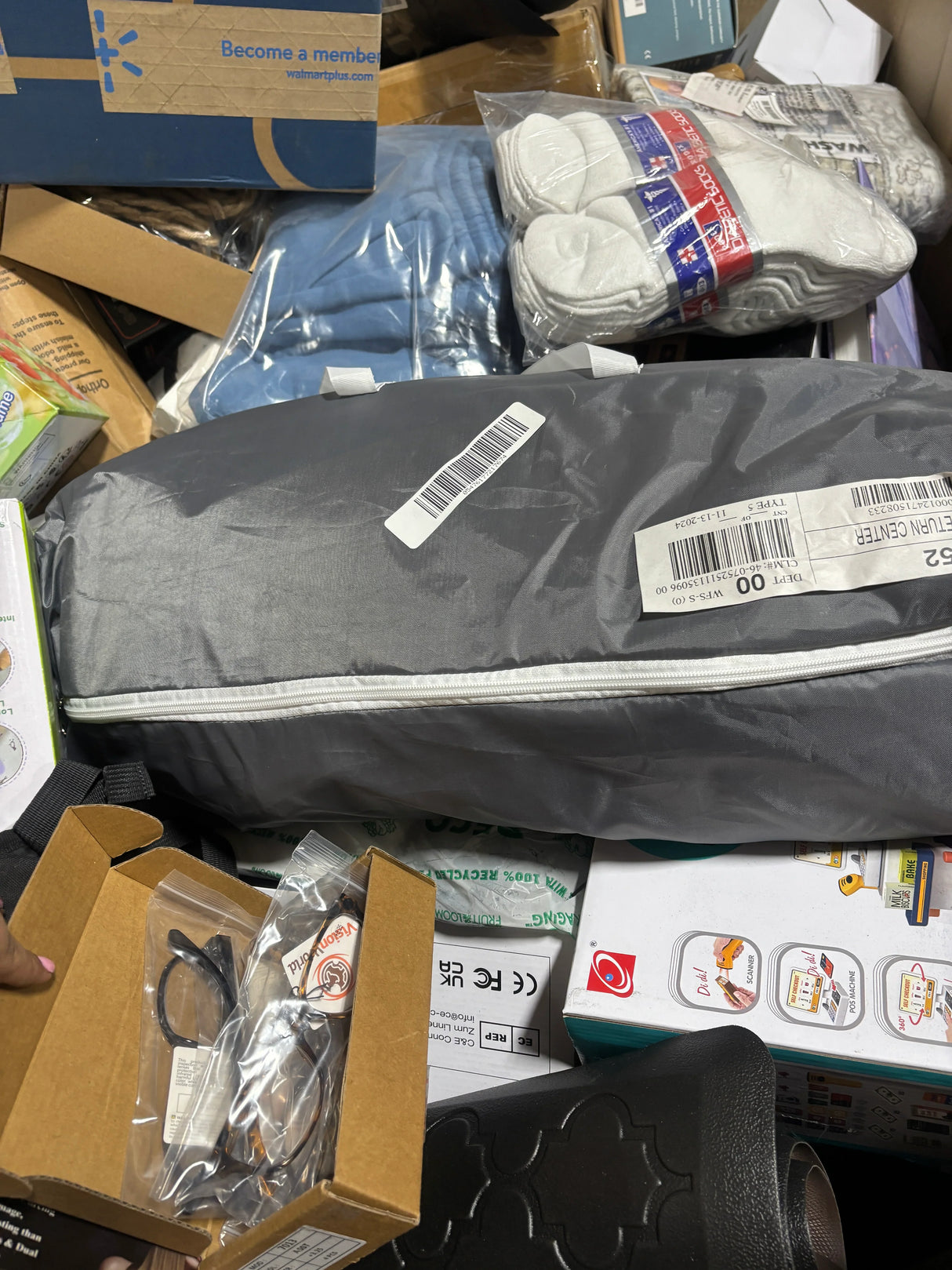 WM Medium Unmanifested Dotcom Returns Load (24 Pallet Per Truck)