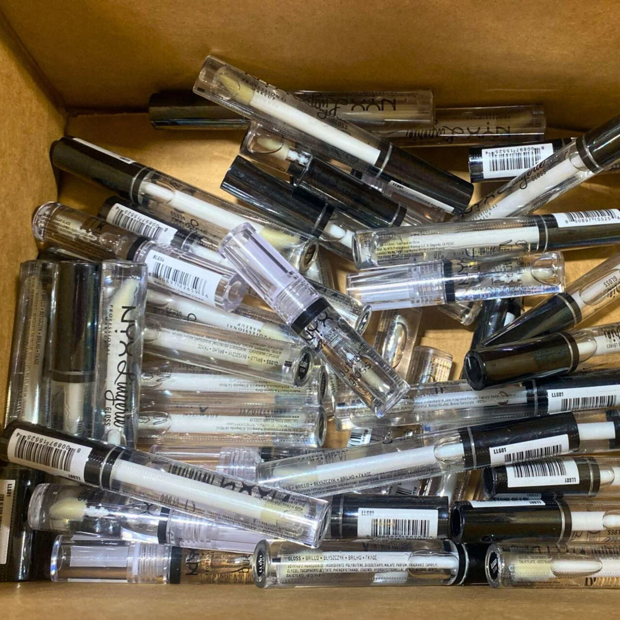 NYX Clear Gloss Mix includes