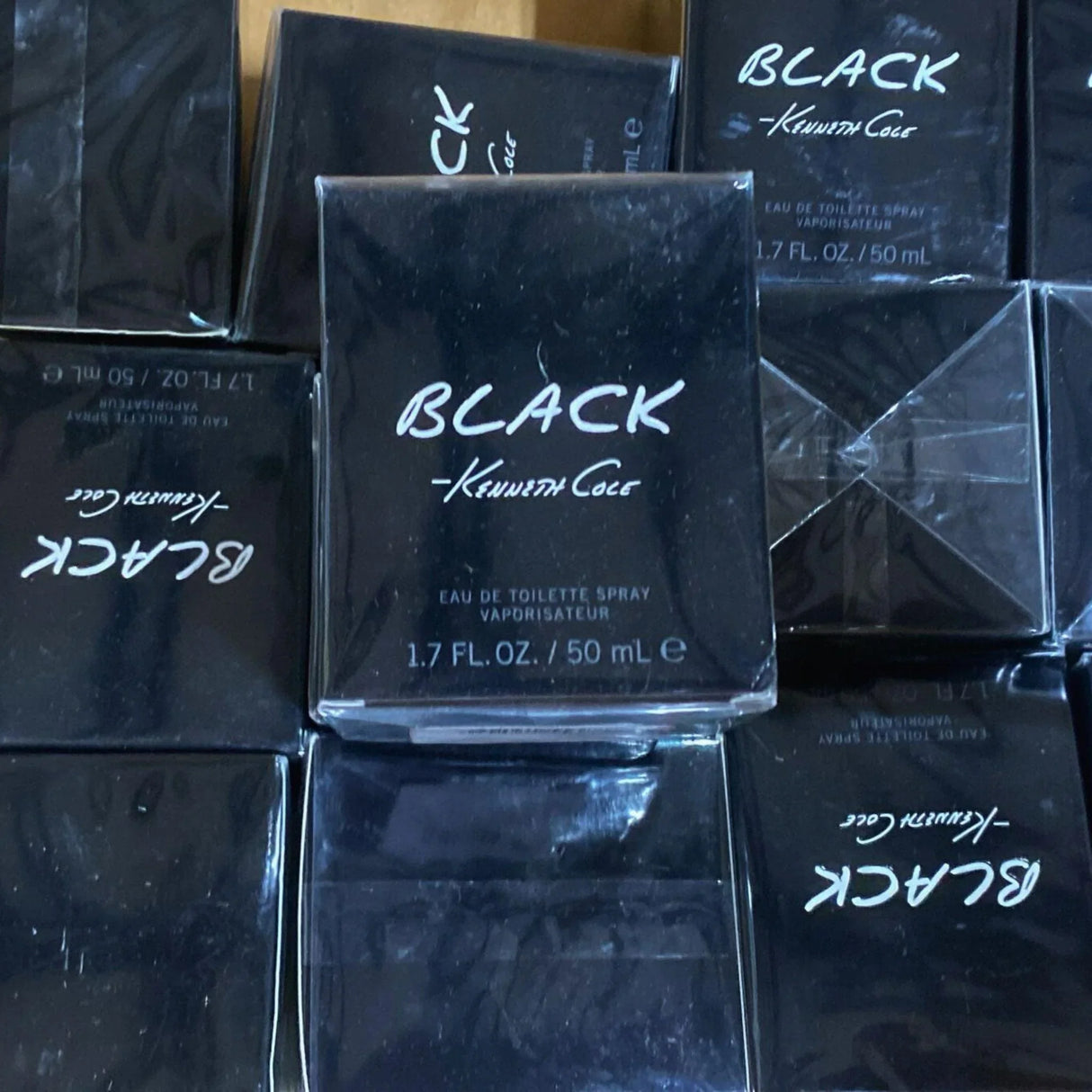 Black Kenneth Cole Eau De Toilette Spray