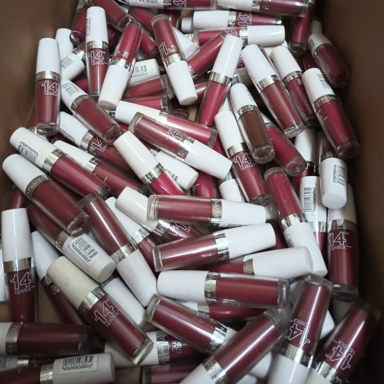 Maybelline 14 HR Lipstick Enduring Red (50 Pcs Box) - Discount Wholesalers Inc