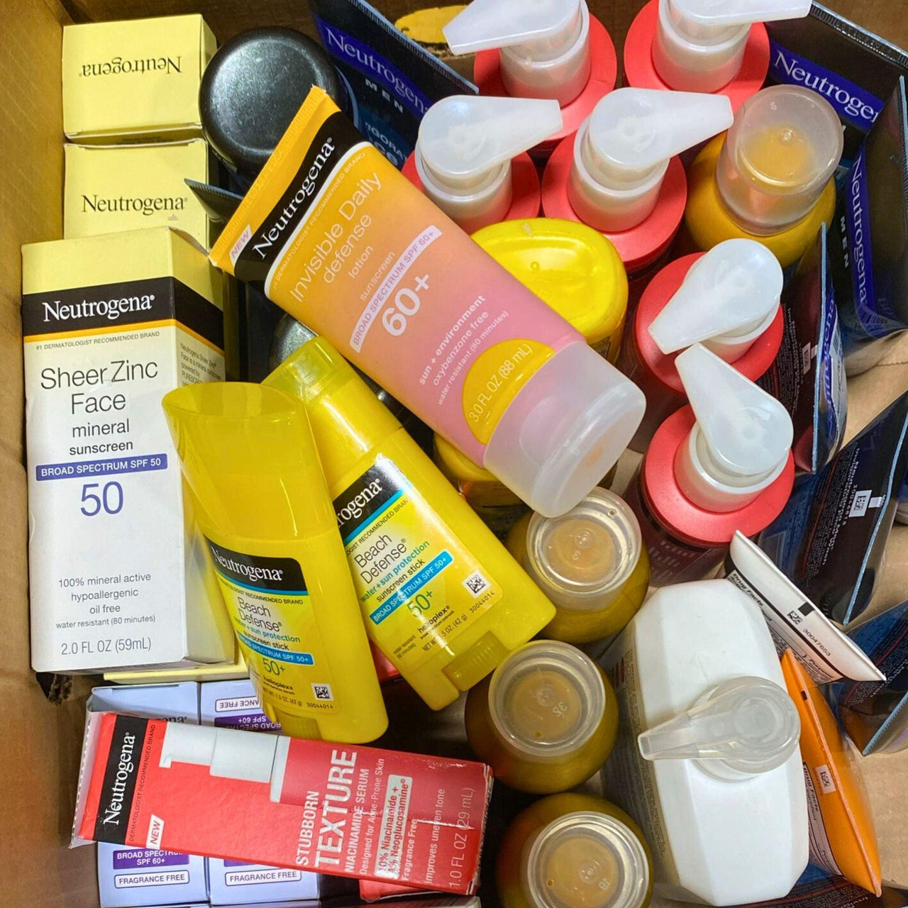 Neutrogena Assorted Products may include sunscreen,skincare etc. (50 Pcs Lot) - Discount Wholesalers Inc