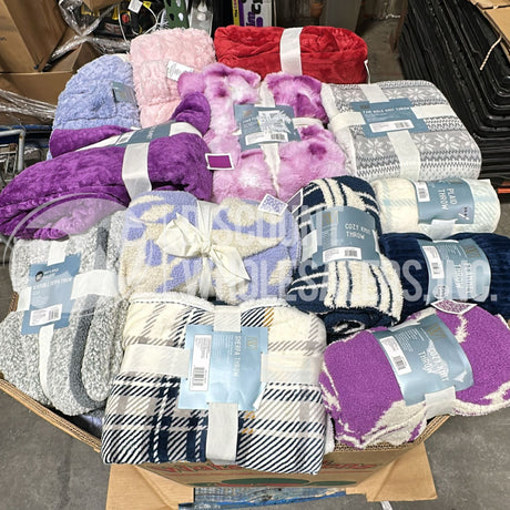 Throw Assorted Different Sizes #3 (80 Pcs Per Pallet)