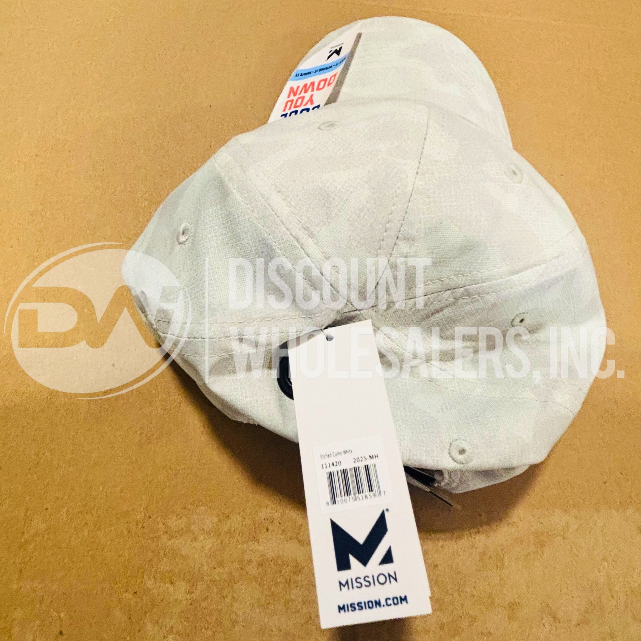 Surtido de artículos Sun Gear (camisetas, sombreros y gorras), estilos, colores y tallas variados para venta minorista de temporada, (4/48 uds. por exhibidor) (192 piezas por palé)