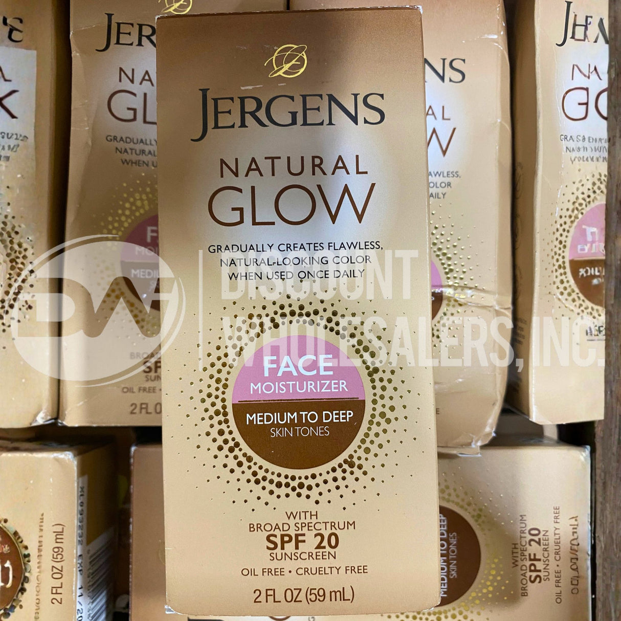 Jergens Natural Glow Face SPF 20 Medium/Deep 2 fl oz (200 Pcs Lot)