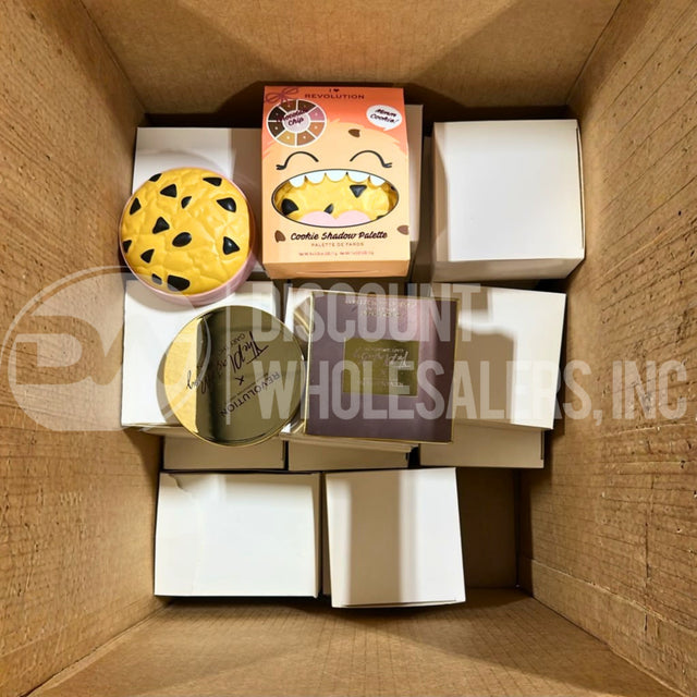 Revolution Cookie Shadow Palette And The Plastic Boy Gary Thompson Highlighter Mix (67 Pcs Lot)