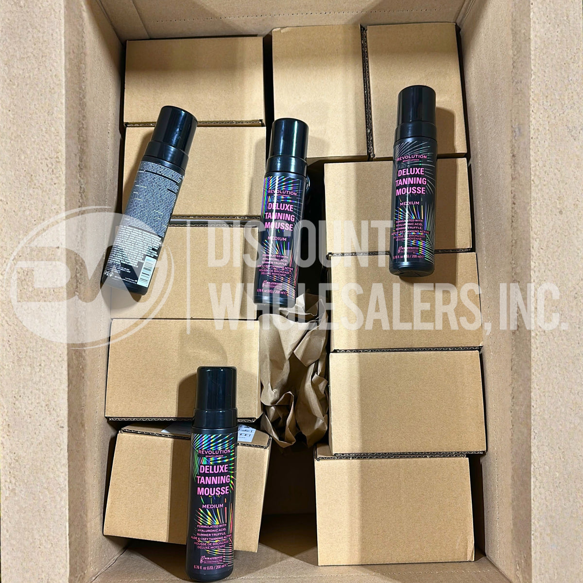 Makeup Revolution - Deluxe Tanning Mousse - Medium - 200ml (72 Pcs Lot)