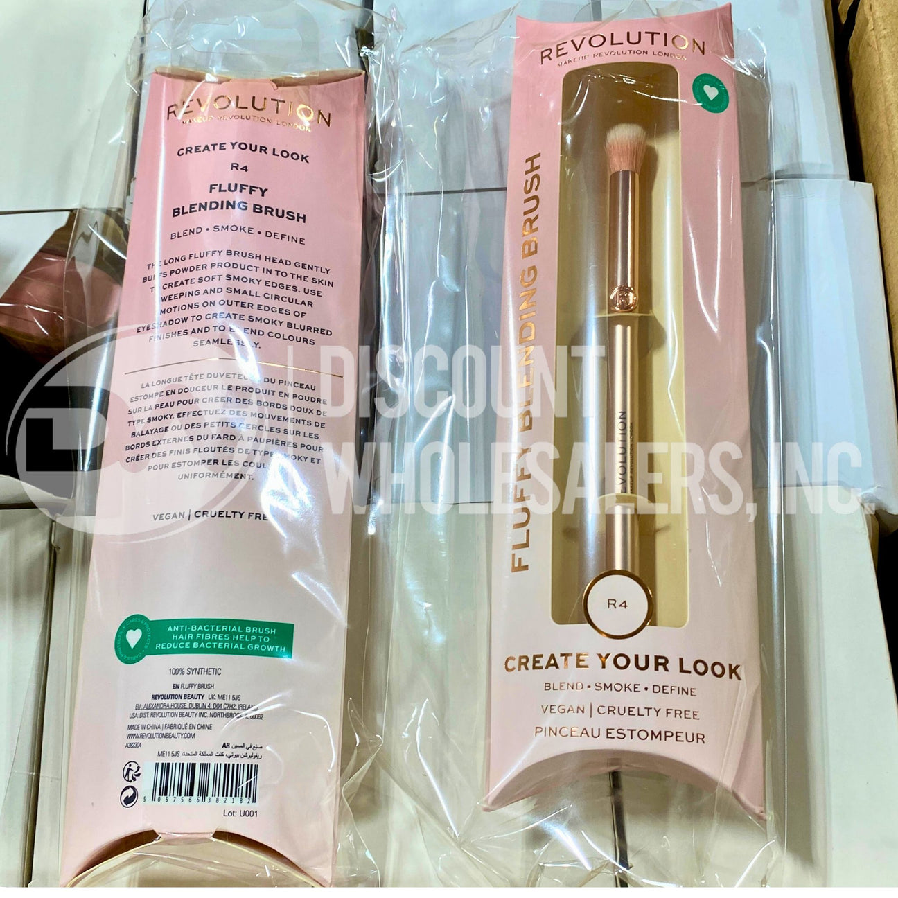 Revolution Fluffy Blending Create Your Look Brush Blend, Smoke, Define Vegan R4 (72 Pcs Lot)