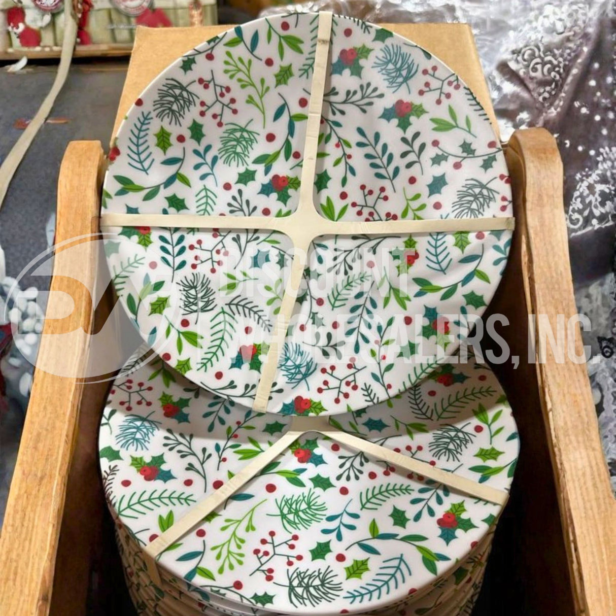 Christmas Holiday Winter 10.5 Melamine Dinner Plates w/Holly & Pine 4 Pack (156 Pcs Lot)
