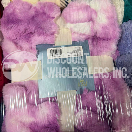 Throw Assorted Different Sizes (60 Pcs Per Pallet)