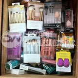 Assorted Brush, Sponges And More Different Sizes (200 Pcs Lot)