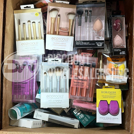 Assorted Brush, Sponges And More Different Sizes (200 Pcs Lot)