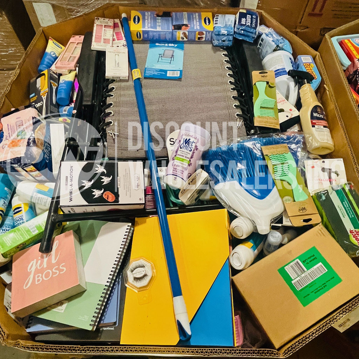 Assorted GM DrugStore Shelf Pulls Pallet Gaylord (Unmanifested)