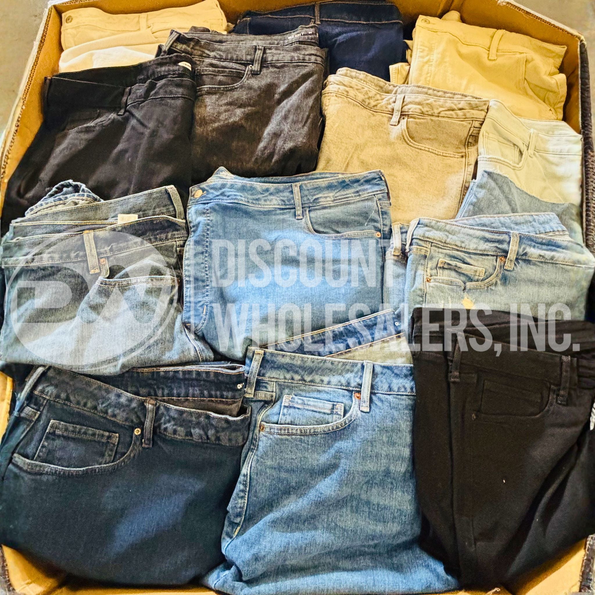 alt
Old N@vy Tallas grandes: pantalones, jeans y shorts (200 piezas por pallet)