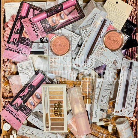 Flower Assorted Makeup Mix – Blush, Eyeliner, Lipstick & More (100 Pcs Lot)