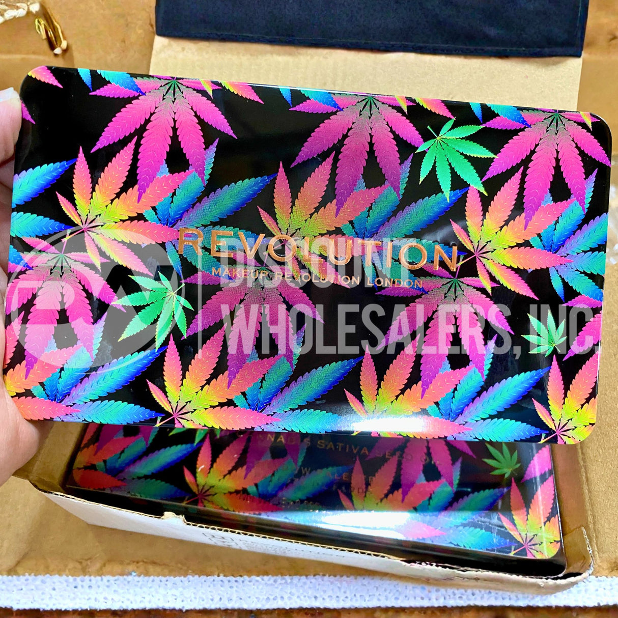 Revolution Chilled Eyeshadow Palette with Cannabis Sativa Seed Oil (36 Pcs Lot)