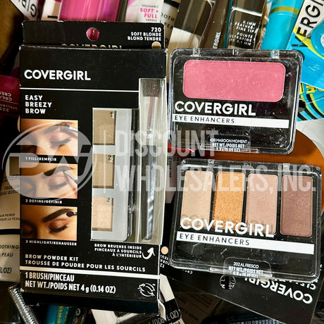 Maquillaje Covergirl surtido en diferentes tamaños y tonos (lote de 200 piezas)
