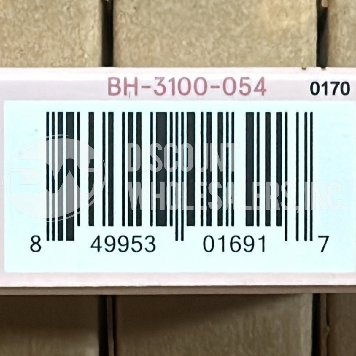 BH Cosmetics Mrs. Bella Lip Gleam High Shine Lip Gloss Shade Golden Peach (141 Pcs Lot)