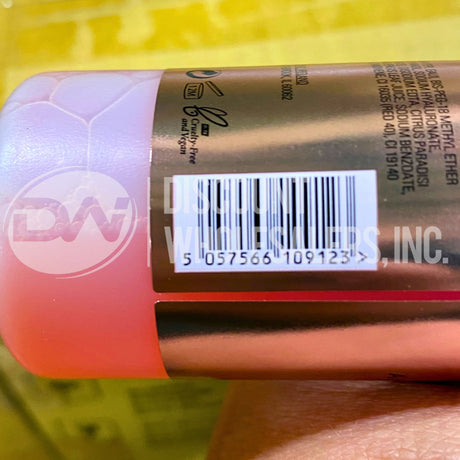 Revolution Hyaluronic Essence Spray Hydratant with Pink Grapefruit Extract 3.38 Fl. Oz. (36 Pcs Lot)