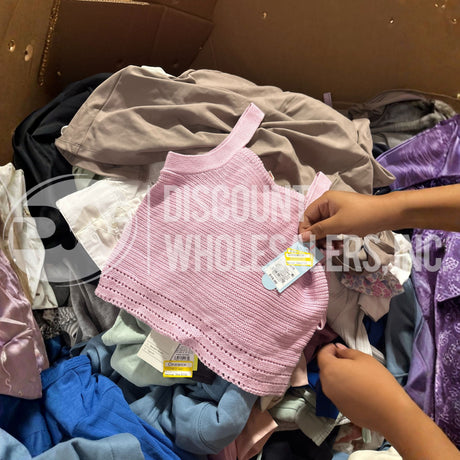 TGT Clothing Mix of Women, Men & Kids (26 Pallet Per Truck)