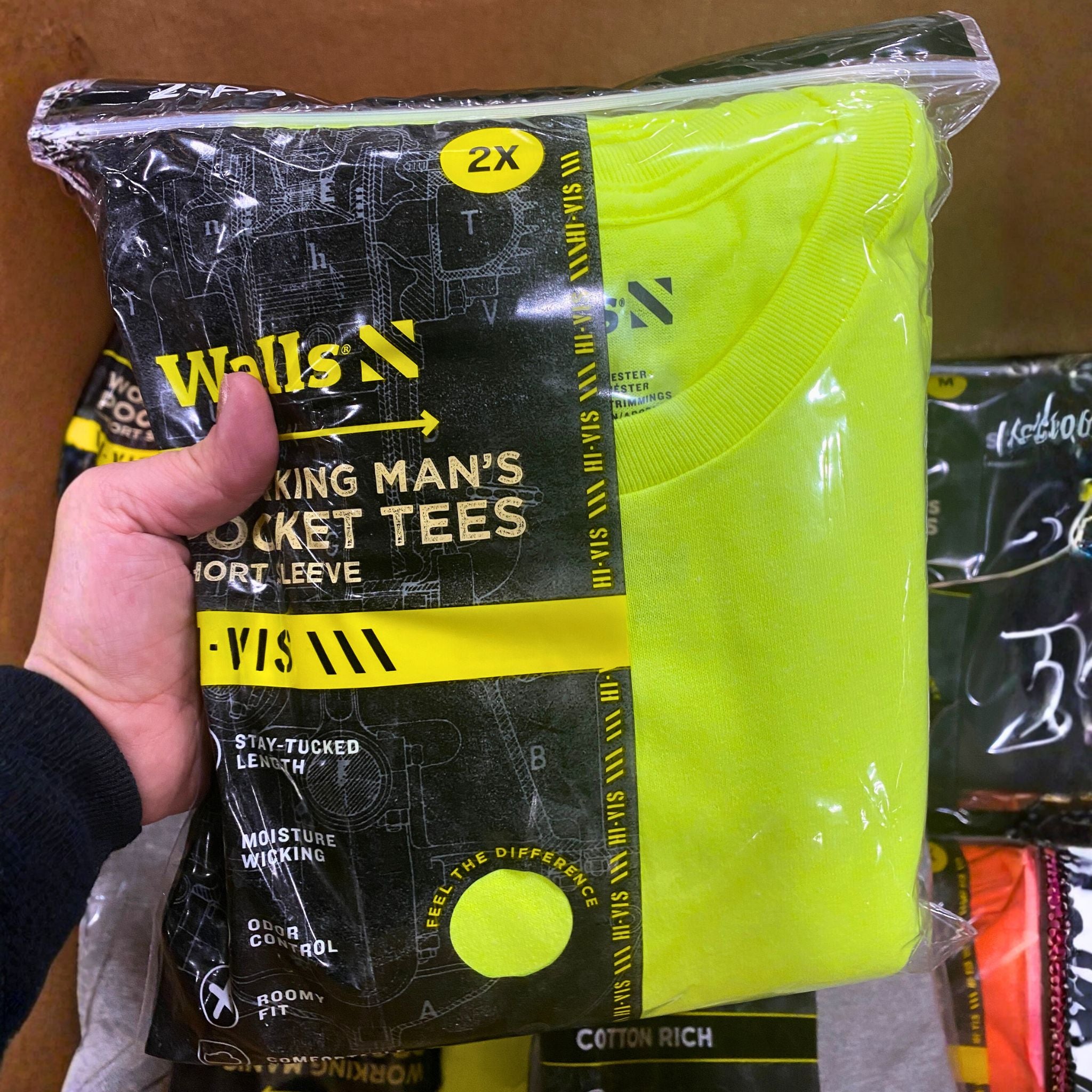 alt
Camisetas de bolsillo Walls para hombre, de manga corta, en diferentes colores y tallas M-3XL, paquete de 2 (250 piezas por palé)