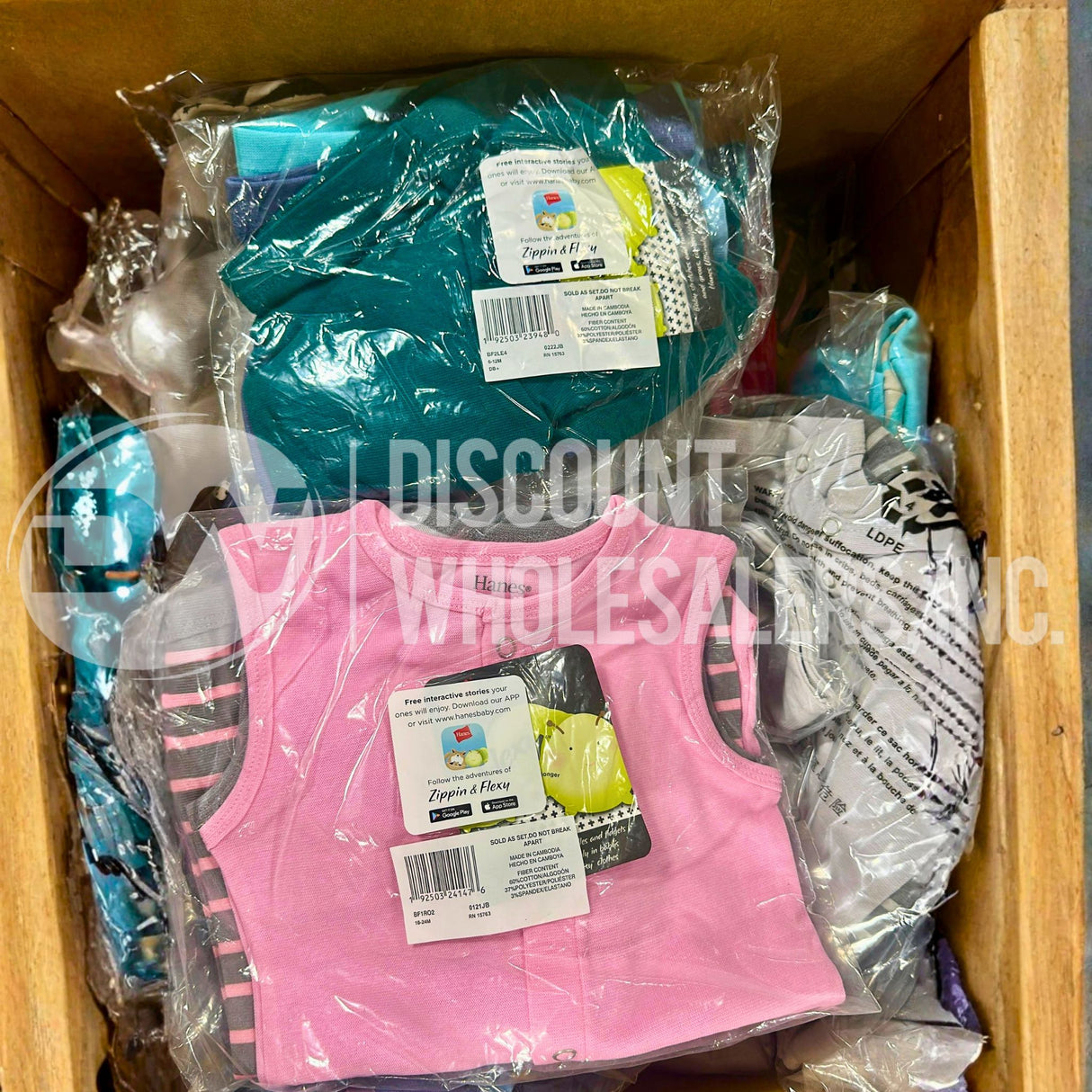Baby Clothes Assorted For Boy And Girls Different Sizes 0-24 Months (138 Pcs Lot)