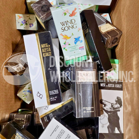 Perfumes Assorted For Women and Men Different Sizes (647 Pcs Lot)