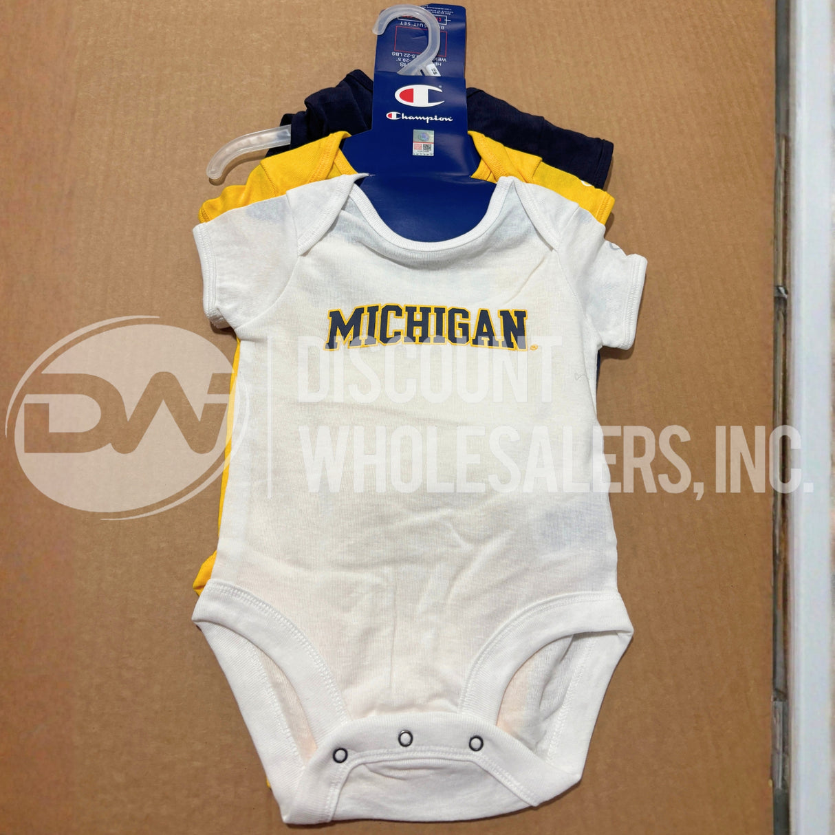 Assorted Wlmrt Kids Apparel - (500 Pcs Per Pallet)