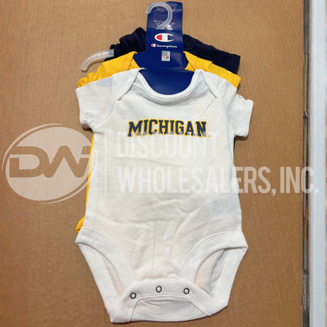 Assorted Wlmrt Kids Apparel - (500 Pcs Per Pallet)