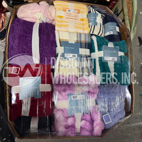 Throw Assorted Different Sizes (60 Pcs Per Pallet)