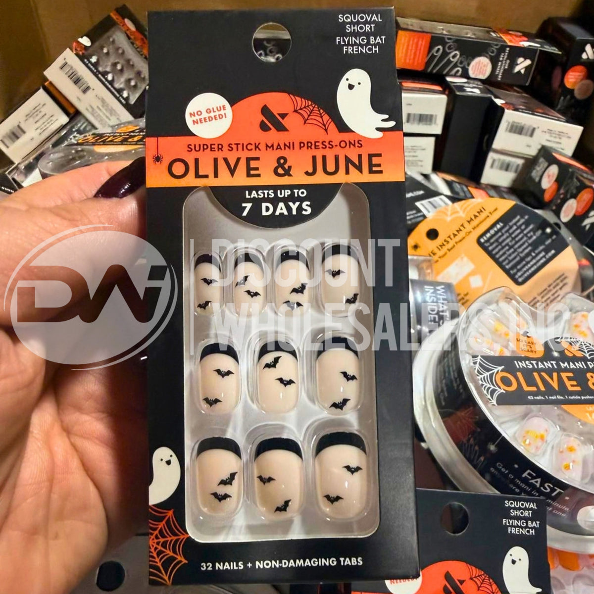 Olive & June Press-On Nails Halloween Mix (300 Pcs Lot)