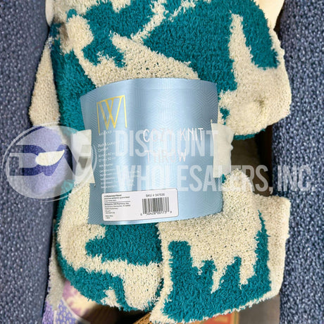 Throw Assorted Different Sizes #2 (80 Pcs Per Pallet)