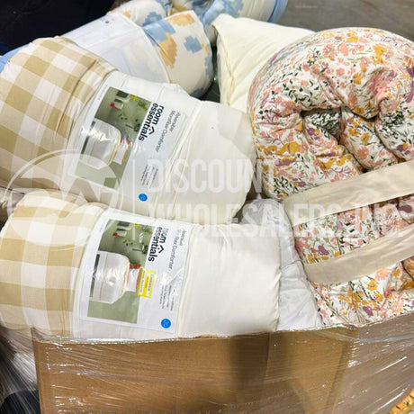 TGT Domestics Comforters, Curtains, Sheets, Carpets, Pillows, Mattress Pads and More (26 Pallet Per Truck)