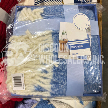 Throw Assorted Different Sizes (85 Pcs Per Pallet)