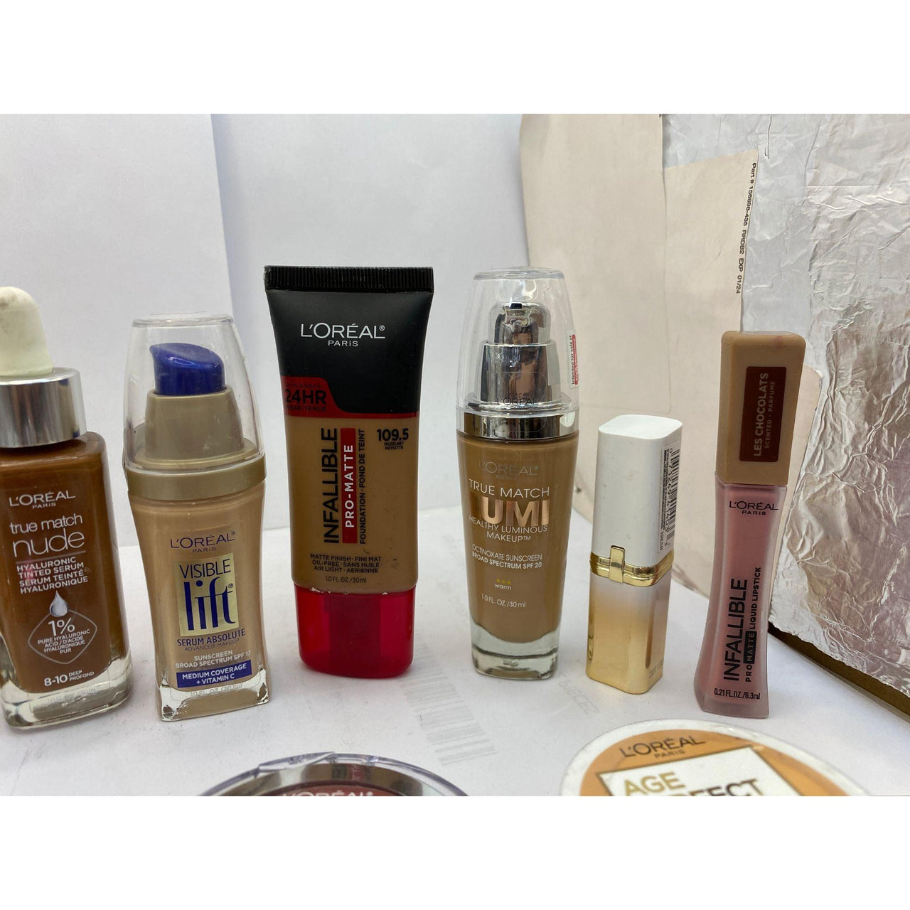 Assorted L'oreal Paris Makeup Products ( 50 Pcs Box ) - Discount Wholesalers Inc