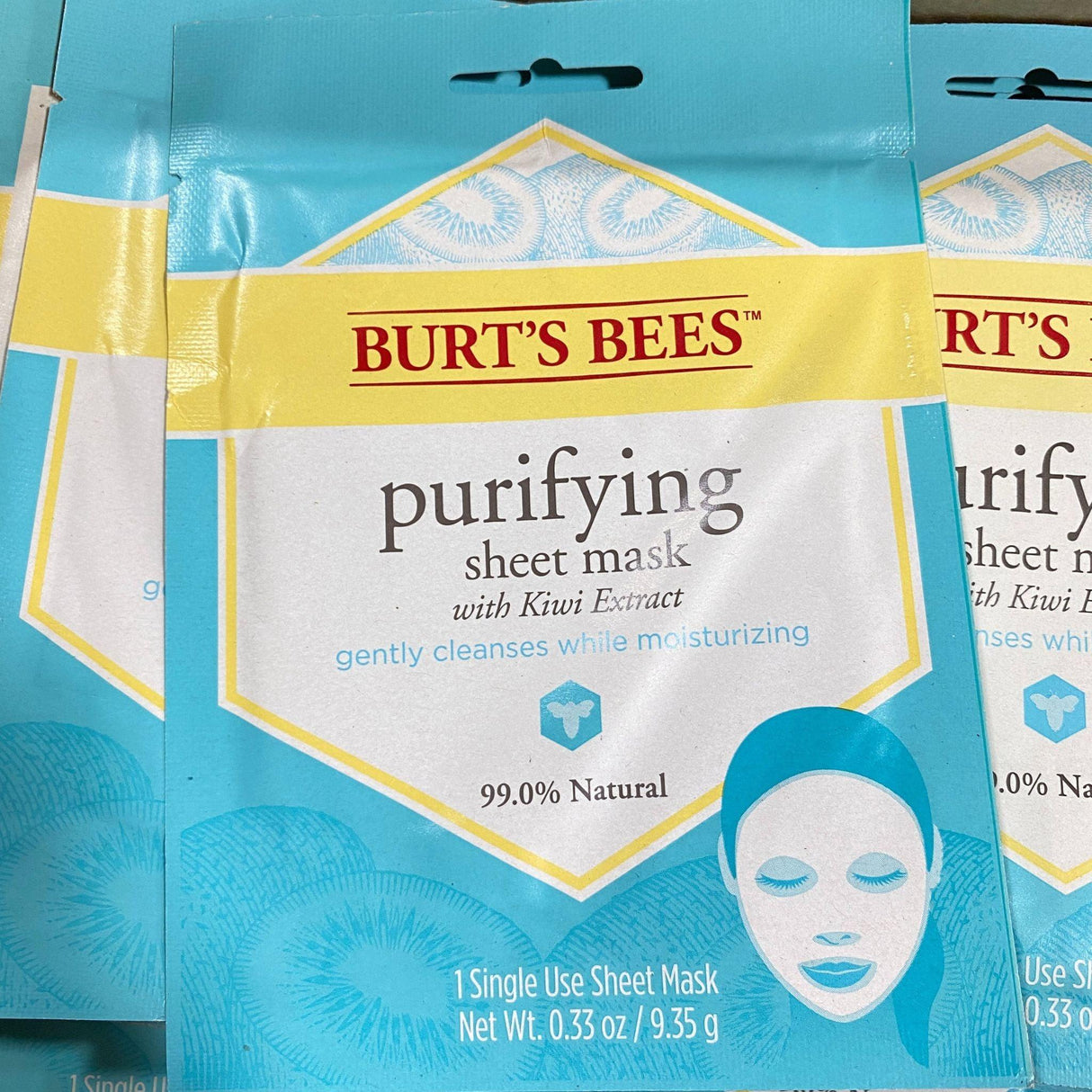 Burt's Bees Purifying Sheet Mask with Kiwi Extract gently cleanses while moisturizing 99.0% ( 96 Pcs Box ) - Discount Wholesalers Inc