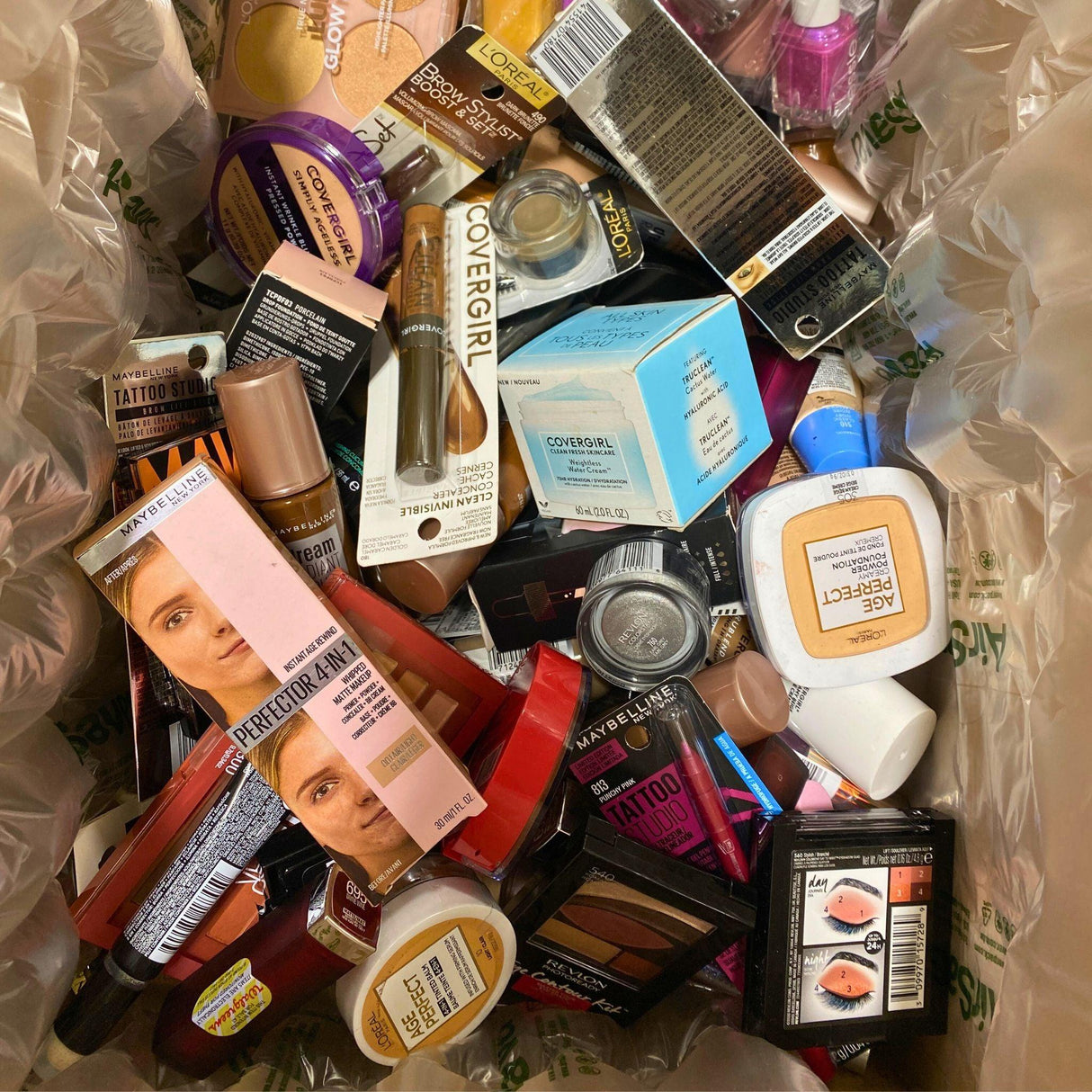 DWI Cosmetic Premium Mix (Grade A ) (250 Pcs Lot) - Discount Wholesalers Inc